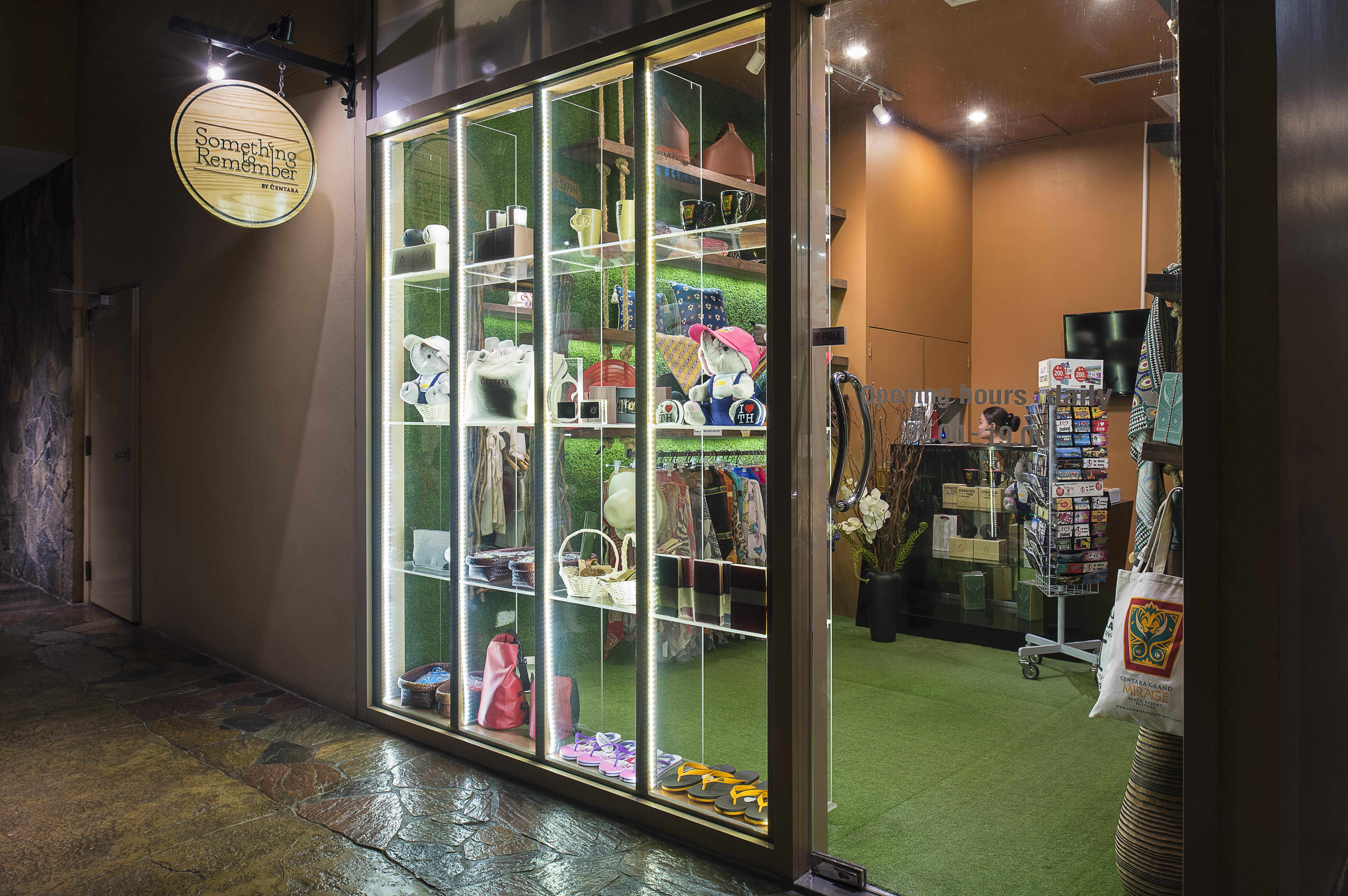 Centara Grand Mirage Beach Resort Pattaya Bagian luar foto A shop in Bangkok, Thailand