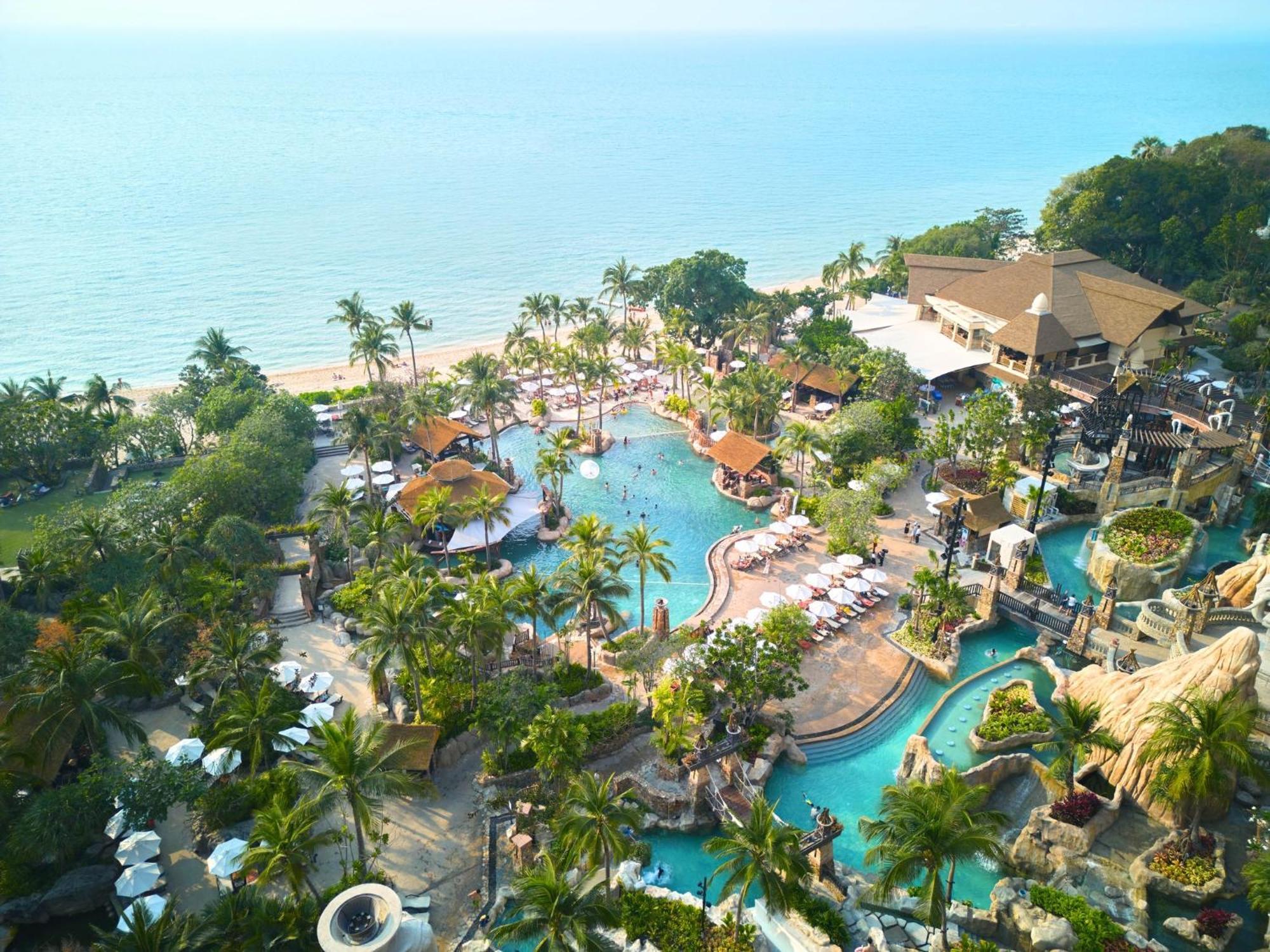 Centara Grand Mirage Beach Resort Pattaya Bagian luar foto